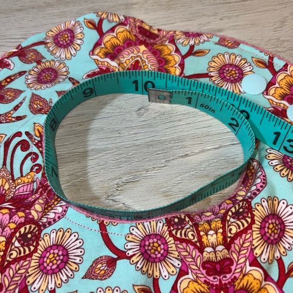 NEW 🪡 Handmade Pretty in Pink Bucks Bib & Burp Cloth - Handmade Baby Gift Set - Picture 7 of 8